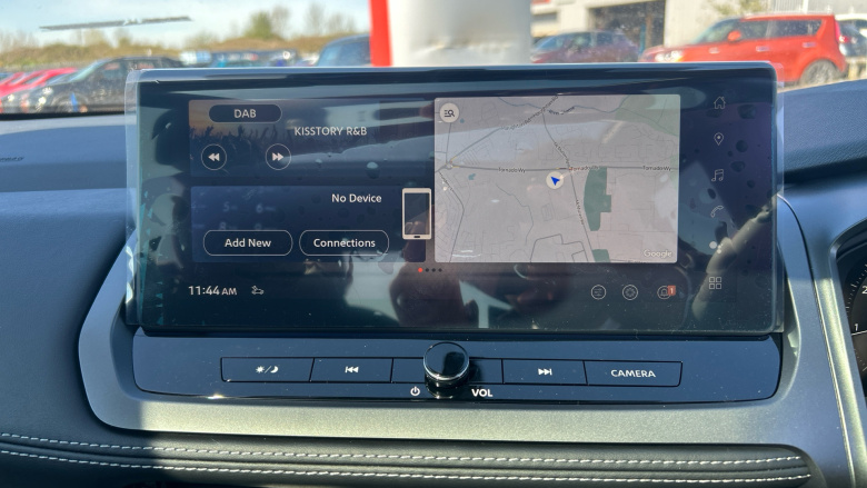 Nissan Qashqai 1.3 DiG-T MH N-Connecta 5dr Petrol Hatchback